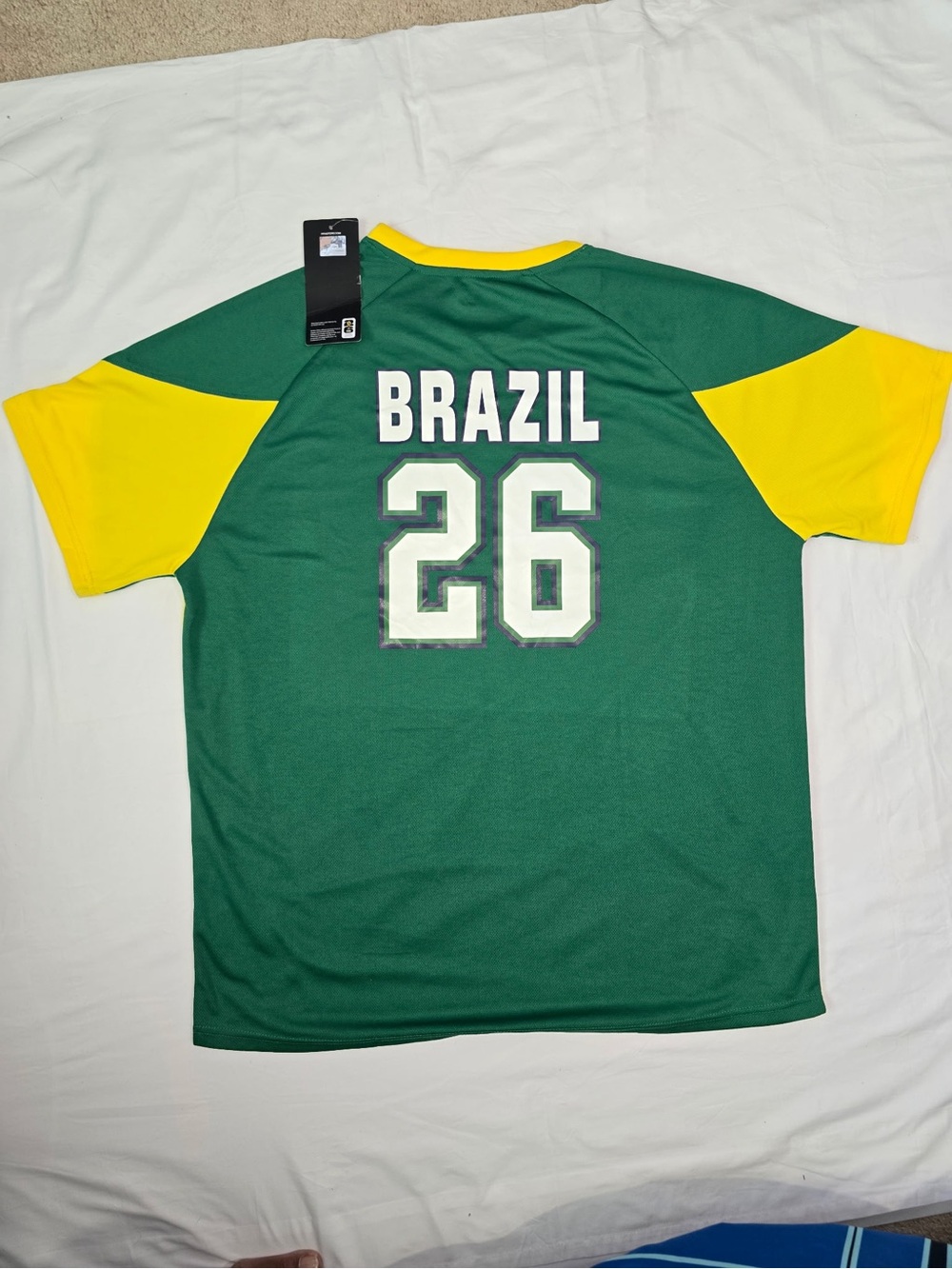 Brazil 26 Men's Green & Yellow Sports Jersey